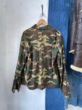 Load image into Gallery viewer, 1960s Woodland Camo Jacket
