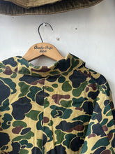 Load image into Gallery viewer, 1960s/70s Cropped Duck Camo Pullover
