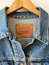 Load image into Gallery viewer, 1990s Levi’s Denim Jacket
