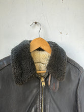 Load image into Gallery viewer, 1970s Shearling Leather Flight Jackett
