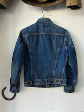 Load image into Gallery viewer, 1970/71 Levi’s 70507 Big E Denim Trucker Jacket - 36
