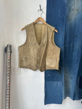 Load image into Gallery viewer, 1970s Suede Welding Vest
