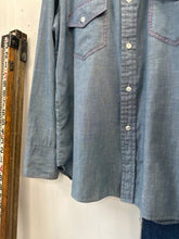 Load image into Gallery viewer, 1960s Spire Chambray Long Sleeve
