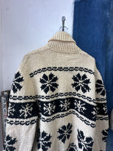 Load image into Gallery viewer, 1960s Curling Sweater - Snowflakes
