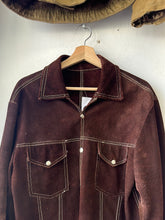 Load image into Gallery viewer, 1970s Suede Leather Jacket
