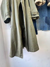 Load image into Gallery viewer, 1946 U.S.Army Field Overcoat O.D.7 - Medium Long
