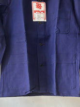 Load image into Gallery viewer, 1960s Deadstock French Chore Jacket - 42
