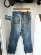 Load image into Gallery viewer, 1990s Levi’s Orange Tab 31”x29”
