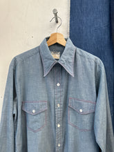 Load image into Gallery viewer, 1960s Spire Chambray Long Sleeve
