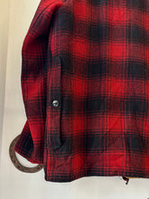 Load image into Gallery viewer, 1940s Field &amp; Stream Shadow Plaid Hunting Jacket
