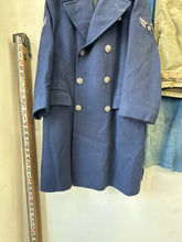 Load image into Gallery viewer, 1950s US Air Force Peacoat - 39 Short
