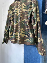 Load image into Gallery viewer, 1960s Woodland Camo Jacket
