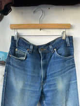 Load image into Gallery viewer, 1970s/80s Levi’s 517 32”x28”
