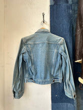 Load image into Gallery viewer, 1960s Roadrunner Flannel Lined Denim Jacket
