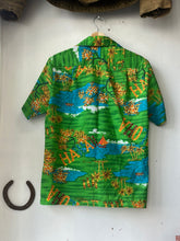 Load image into Gallery viewer, 1960s/&#39;70s Hawaiian Shirt
