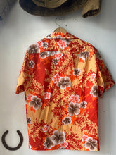 Load image into Gallery viewer, 1960s/&#39;70s Pomare Hawaiian Shirt
