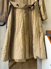 Load image into Gallery viewer, 1970s Fur Collar Coat
