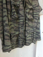 Load image into Gallery viewer, 1980s US Tiger Stripe Camo Shirt - Large Long
