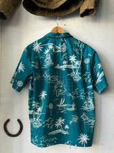 Load image into Gallery viewer, 1970s Royal Creations Hawaiian Shirt
