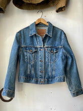 Load image into Gallery viewer, 1990s Levi’s Denim Jacket
