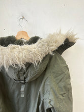 Load image into Gallery viewer, 1983 USAF N-3B Cold Weather Parka
