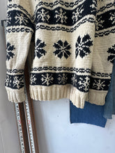 Load image into Gallery viewer, 1960s Curling Sweater - Snowflakes
