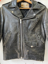 Load image into Gallery viewer, 1960s/70s Schott Perfecto 618 Leather Jacket 36
