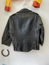 Load image into Gallery viewer, 1960s/70s Schott Perfecto 618 Leather Jacket 36
