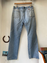 Load image into Gallery viewer, 1990s Rustler Denim 33×29
