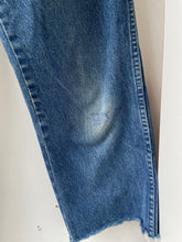 Load image into Gallery viewer, 1990s Mended Wrangler Denim 30×23
