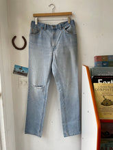 Load image into Gallery viewer, 1990s Levi’s Orange Tab 33×33.5
