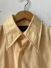 Load image into Gallery viewer, 1970s Long Sleeve Shirt
