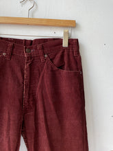 Load image into Gallery viewer, 1980s Levi’s Corduroy Trosers
