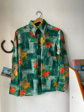 Load image into Gallery viewer, 1970s Sutton Place Hawaiian Shirt
