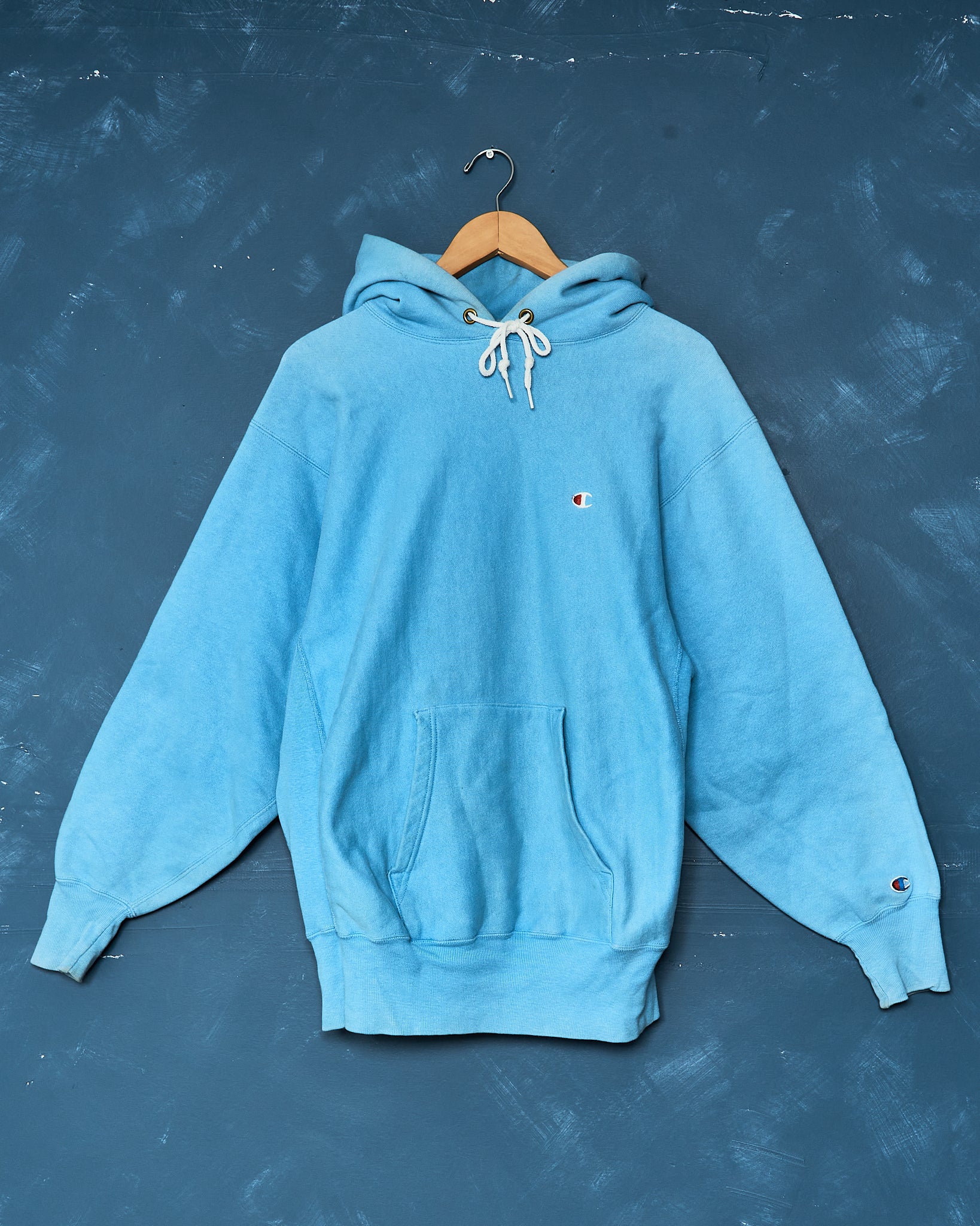 Champion sweater light blue 97s best sale